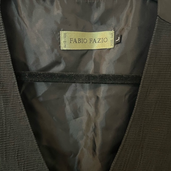 Black Vest - Picture 5 of 8